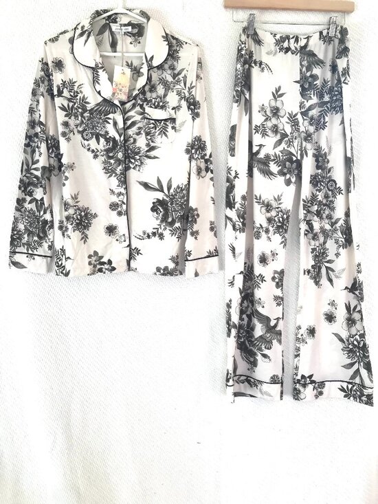 NWT Johnny Was Pajamas set women's M black/beige modal cotton soft luxury gift - Picture 1 of 9